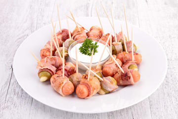 bacon wrapped appetizer