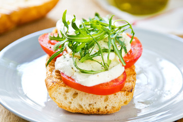Mozzarella with rocket sandwich