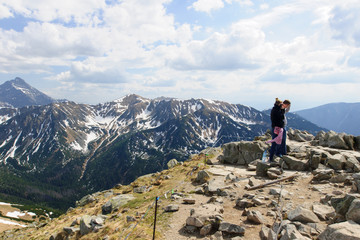 Fototapeta premium Turyści na Kasprowym