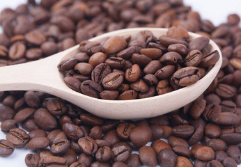 Coffee beans in the spoon