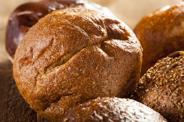 Homemade Whole Grain Dinner Rolls
