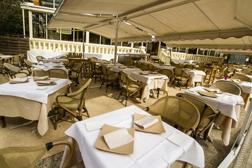 Restaurant in the Montsouris park, Paris