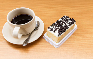 Black coffee with cake