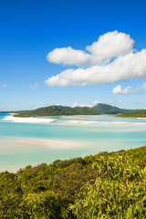 Fototapeta na wymiar Cudowne morze i las Queensland. Whitehaven Beach - Austr