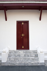 Red door chinese style