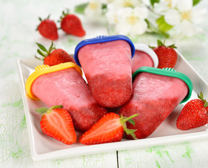 strawberry ice cream