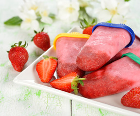 strawberry ice cream