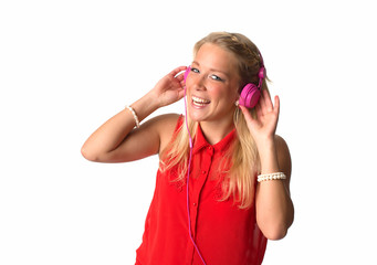 Hübsche Blondine mit Kopfhörern