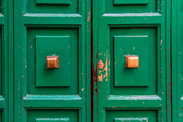 Green door