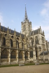 Fototapeta na wymiar Katedra Evreux w Normandii