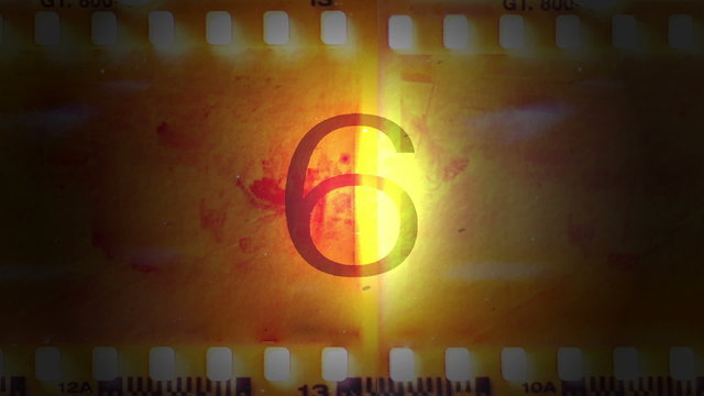 P&eacute;licula de cine con una cuenta atr&aacute;s