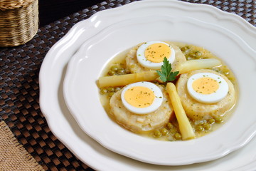 Merluza en salsa verde o a la vasca