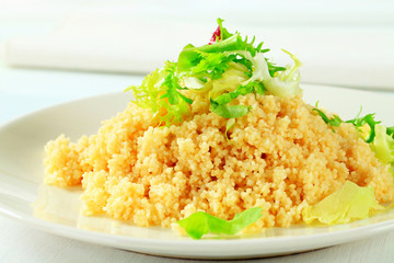 Couscous with salad greens