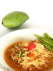 Thai cuisine Papaya salad 