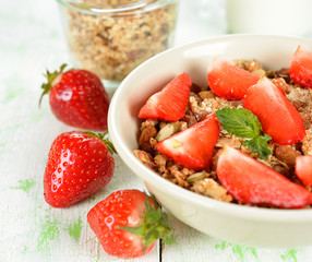Granola for strawberries