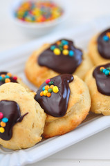 Plätzchen mit Schokoladenglasur