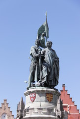 Statue de la Grand Place à Bruges, Belgique