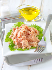 salad from tuna