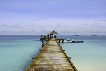 Obraz premium Przystań dla łodzi na Malediwach