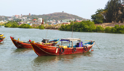 Fototapeta na wymiar Fishing boats in Vietnam
