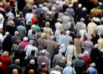 Obraz premium crowd of people in the city