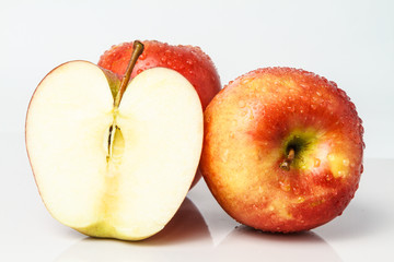 Red apples