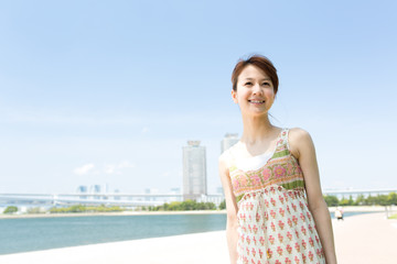 Fototapeta premium Beautiful asian woman on beach summer holiday