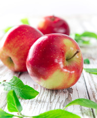 Fresh red apples