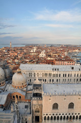 Fototapeta na wymiar Panorama von Wenecja, Italien