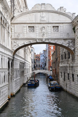 Naklejka premium Seufzerbrücke Ponte dei Sospiri in Venedig, Italien