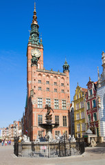 Fototapeta na wymiar city hall of Gdansk