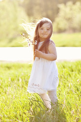 little girl outdoors - 52548341