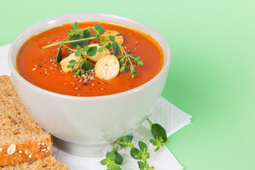 Hot and Fresh Tomato Soup with Bread