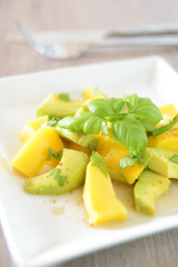 Mango-Avocado-Salat