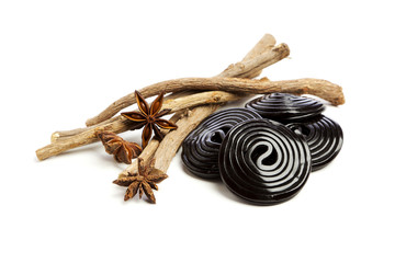 Star anise, licorice roots and wheels