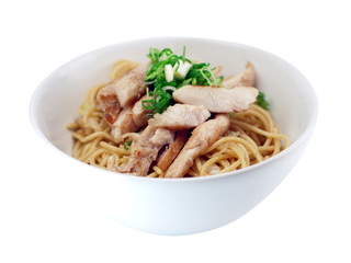 gebratene nudeln mit hühnchen