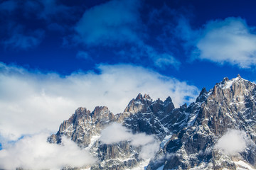 Obraz premium Beautiful mountain scenery in the Alps