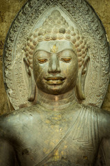 Fototapeta na wymiar face of buddha statue