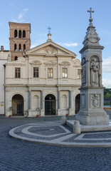 Fototapeta na wymiar Roma, isola Tiberina, chiesa di S.Bartolomeo