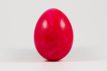 Rotes Osterei