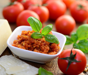 Tomatenpesto