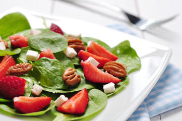 Spinach salad