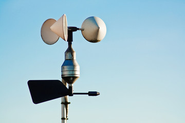 Anemometer on weather station - obrazy, fototapety, plakaty