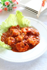 chinese cuisine, ketchup prawn on lettuce for gourmet food image
