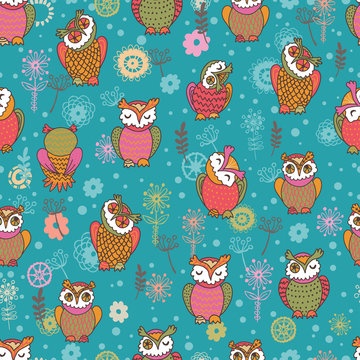 Floral seamless pattern with owls