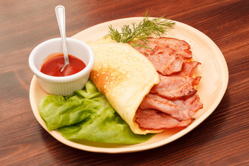 omelet with bacon