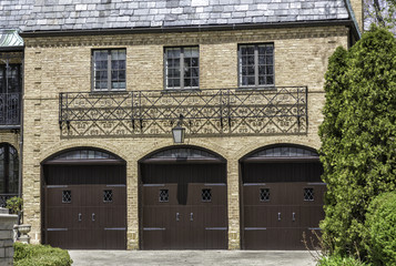 Naklejka premium Three car wooden garage