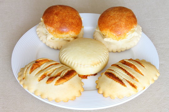 Empanadas menorquinas, formatjades