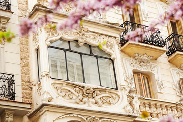 Fototapeta premium picturesque house in Madrid in spring