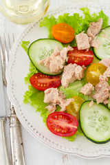 salad with tuna on the plate
